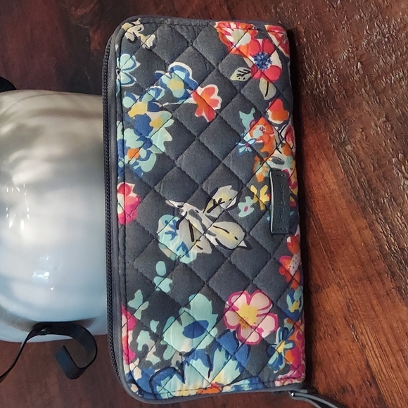 Vera Bradley Handbags - Vera Bradley Wallet